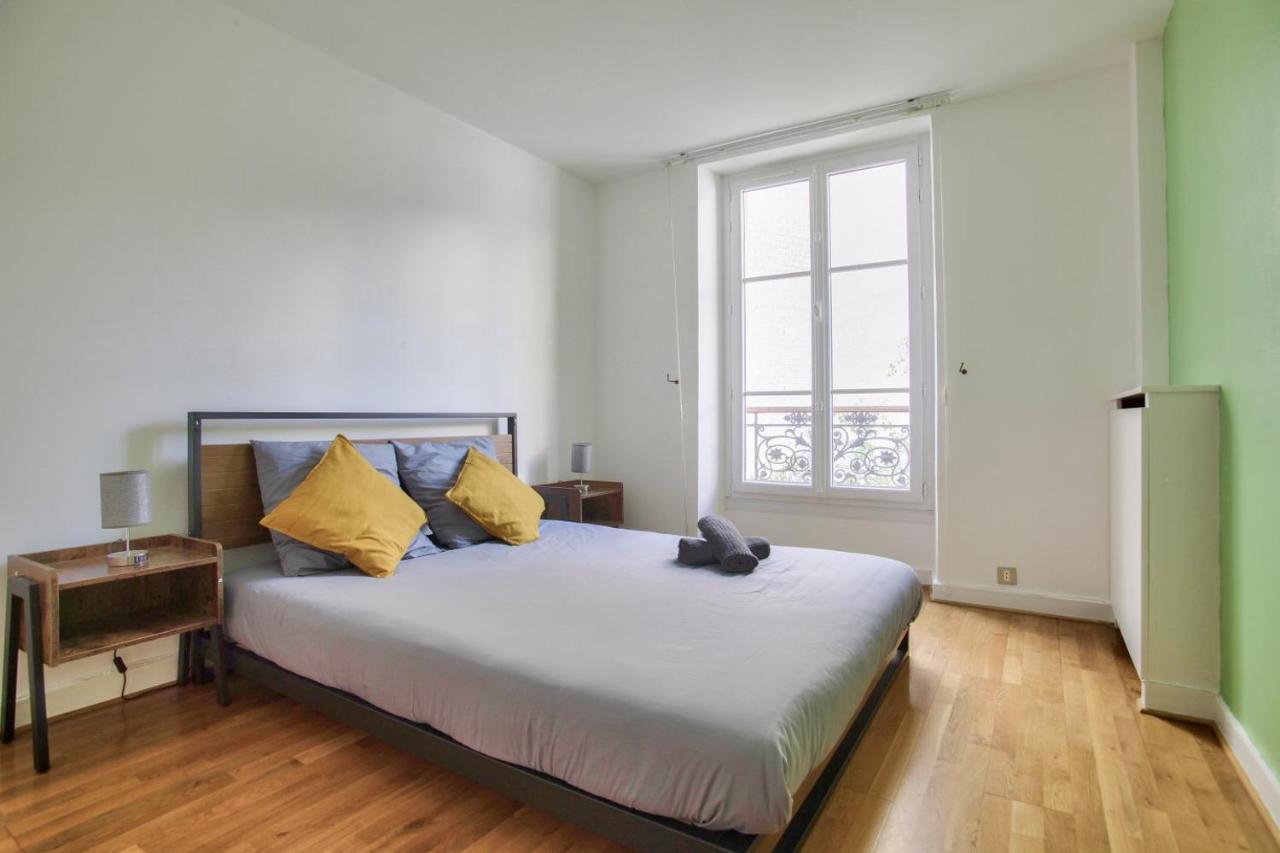 2 Bedrooms Tour Eiffel Breteuil Paris Exterior photo
